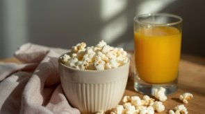 Kokice i sok od naranče